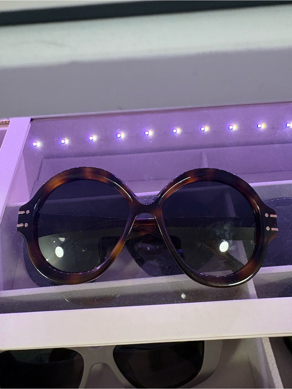 Classic Oversized Round Sunglasses - Tortoiseshell